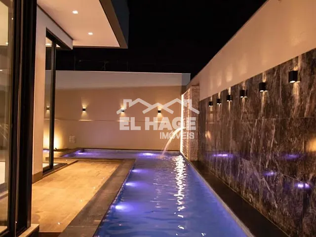 Casa com 465m² 3 quartos e 5 banheiros, à venda, no bairro Ribeirão do Lipa em Cuiabá
