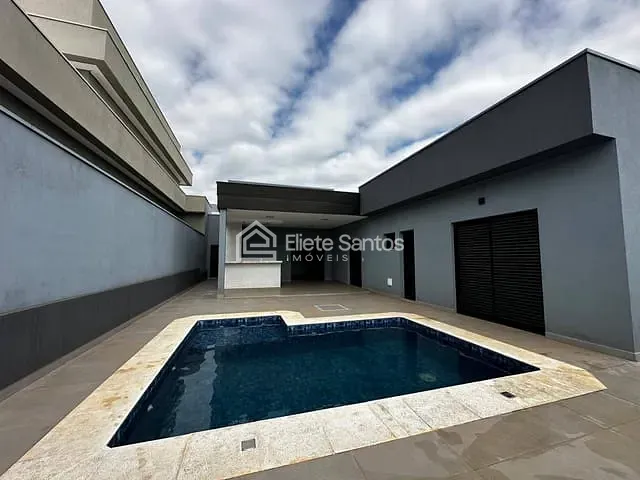 Casa com 451m² 3 quartos e 4 banheiros, à venda, no bairro Loteamento Residencial Jardim Villagio em Americana