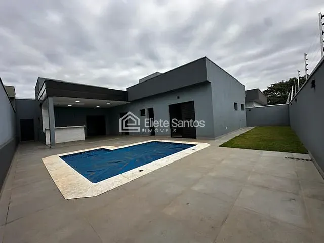 Casa com 451m² 3 quartos e 4 banheiros, à venda, no bairro Loteamento Residencial Jardim Villagio em Americana
