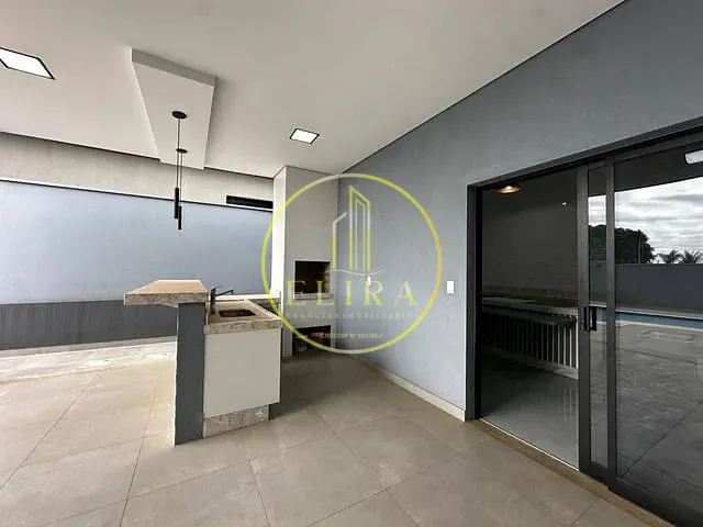 Casa com 451m² 3 quartos e 4 banheiros, à venda, no bairro Loteamento Residencial Jardim Villagio em Americana
