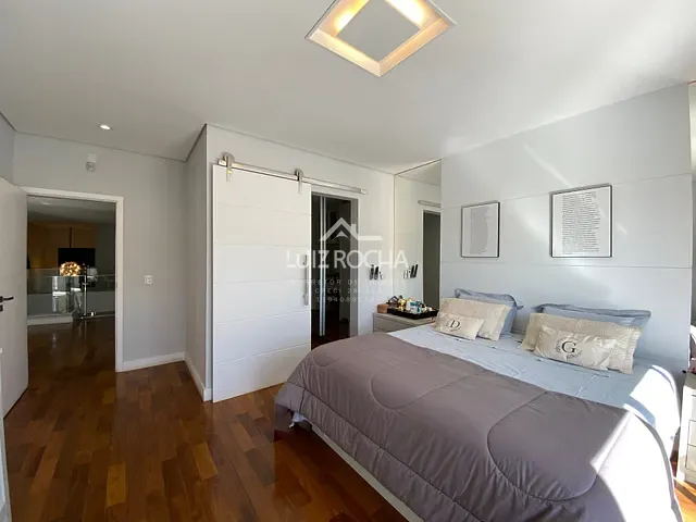 Casa com 560m² 4 quartos e 7 banheiros, à venda, no bairro Jardim do Golf I em Jandira