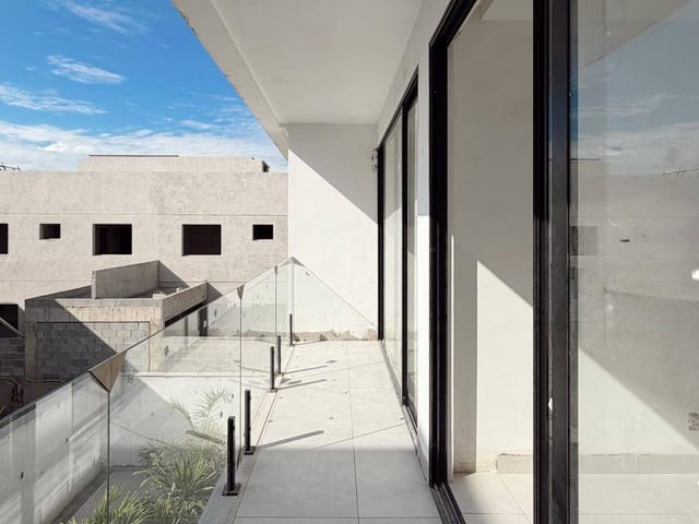 Casa com 340m² 3 quartos e 4 banheiros, à venda, no bairro Morada de Laranjeiras em Serra