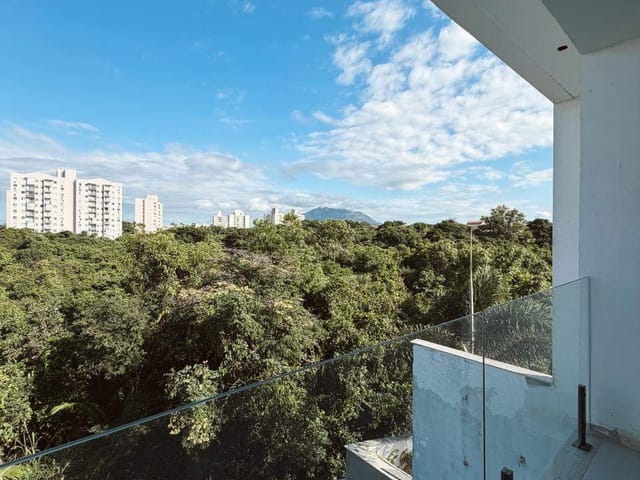 Casa com 340m² 3 quartos e 4 banheiros, à venda, no bairro Morada de Laranjeiras em Serra