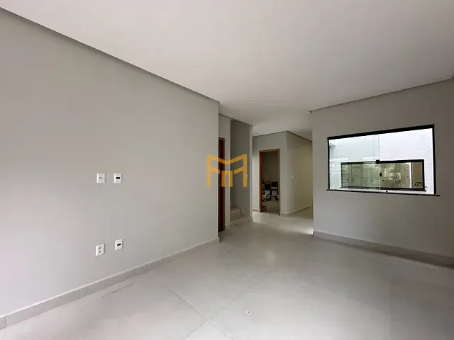 Casa com 214m² 4 quartos e 5 banheiros, à venda, no bairro Nazaré em Belém