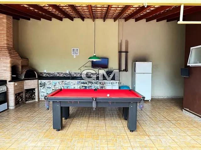 Casa com 516m² 3 quartos e 2 banheiros, à venda, no bairro Jardim Anhangüera em Ribeirão Preto