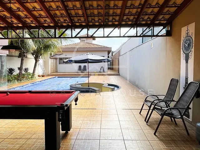 Casa com 516m² 3 quartos e 2 banheiros, à venda, no bairro Jardim Anhangüera em Ribeirão Preto