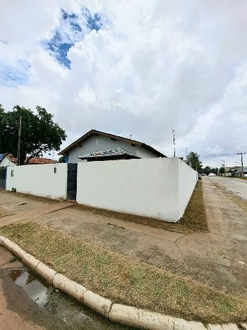 Casa 2 quartos e 2 banheiros, à venda, no bairro Residencial Arara-azul em Nova Mutum