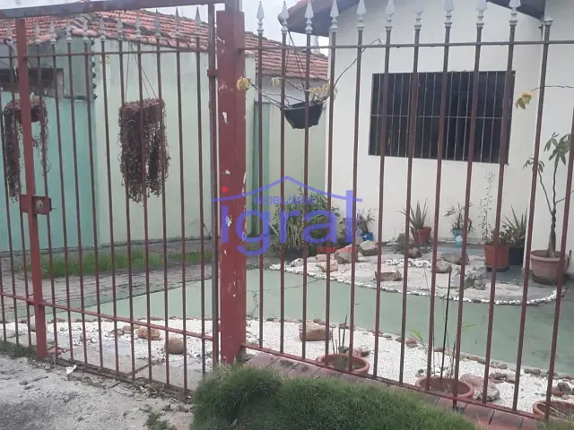 Casa com 360m² 1 quarto e 1 banheiro, à venda, no bairro Cidade Vargas em São Paulo