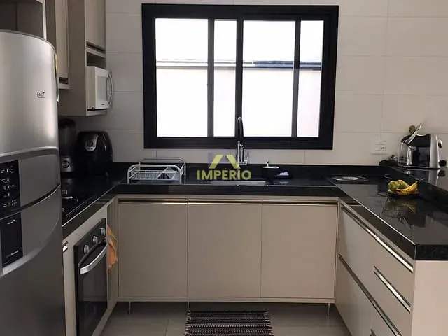 Casa com 180m² 3 quartos e 2 banheiros, à venda, no bairro Jardim Guarujá em Salto
