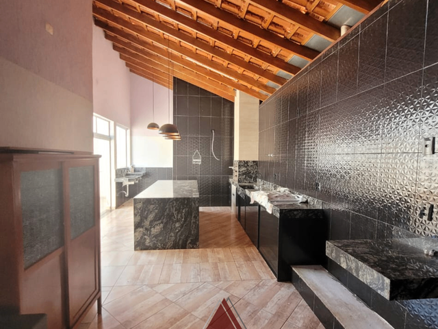 Casa com 250m² 3 quartos e 2 banheiros, à venda, no bairro Esplanada Primo Meneghetti II em Franca
