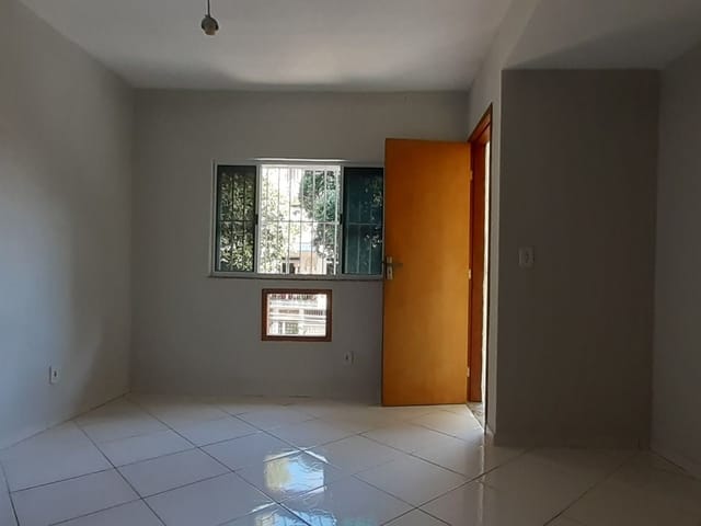 Casa com 126m² 2 quartos e 2 banheiros, à venda, no bairro Vila Valqueire em Rio de Janeiro