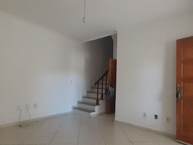 Casa com 126m² 2 quartos e 2 banheiros, à venda, no bairro Vila Valqueire em Rio de Janeiro