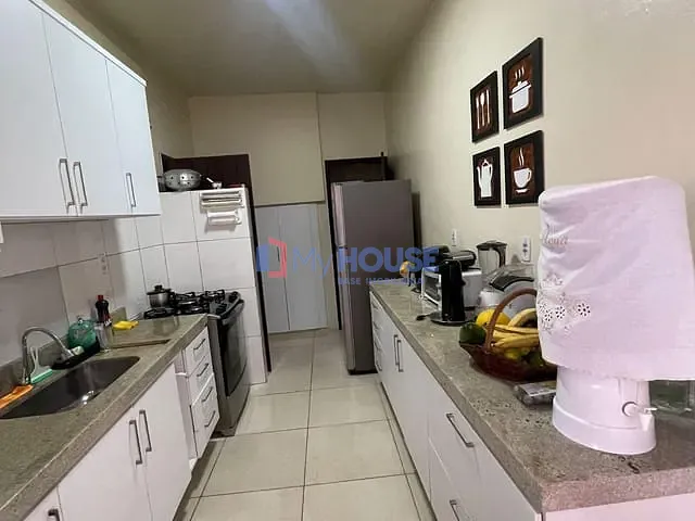 Casa 4 quartos e 4 banheiros, à venda, no bairro Hernani Sá em Ilhéus