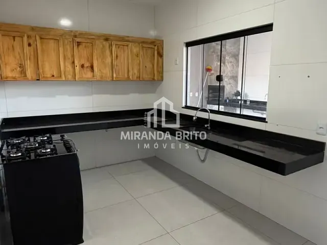 Casa 3 quartos e 2 banheiros, à venda, no bairro Cidade Satélite São Luiz em Aparecida de Goiânia