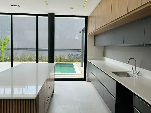 Casa com 600m² 4 quartos e 4 banheiros, à venda, no bairro Condomínio Residencial Colinas do Paratehy em São José dos Campos