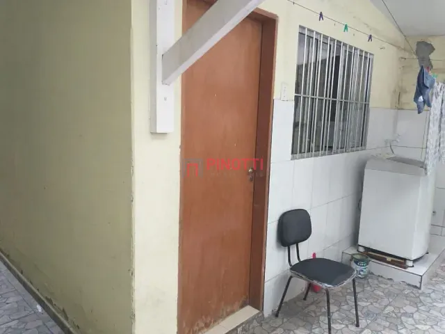 Casa 1 quarto e 1 banheiro, à venda, no bairro Ferrazópolis em São Bernardo do Campo