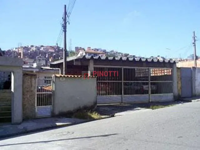 Casa 1 quarto e 1 banheiro, à venda, no bairro Ferrazópolis em São Bernardo do Campo
