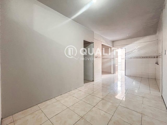 Casa 8 quartos e 9 banheiros, à venda, no bairro Autran Nunes em Fortaleza