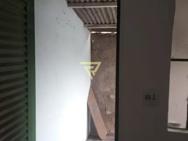 Casa com 200m² 2 quartos e 1 banheiro, à venda, no bairro Adelino Simioni em Ribeirão Preto