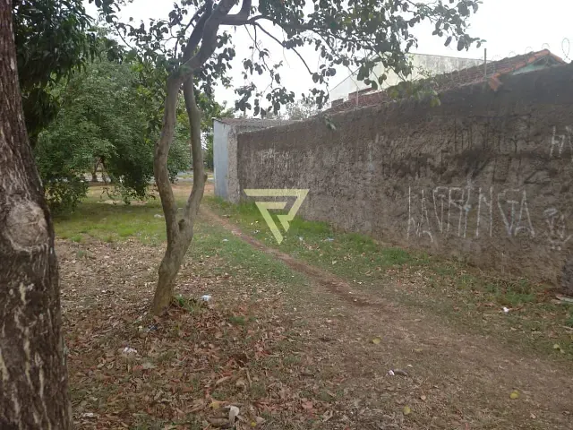 Casa com 200m² 2 quartos e 1 banheiro, à venda, no bairro Adelino Simioni em Ribeirão Preto