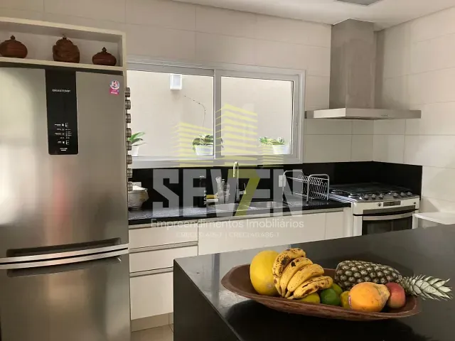 Casa com 600m² 3 quartos e 5 banheiros, à venda, no bairro Residencial Tivoli em Bauru