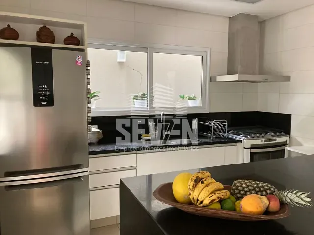 Casa com 600m² 3 quartos e 5 banheiros, à venda, no bairro Residencial Tivoli em Bauru