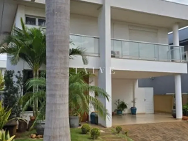 Casa 3 quartos e 4 banheiros, à venda ou para alugar, no bairro Esperança em Londrina