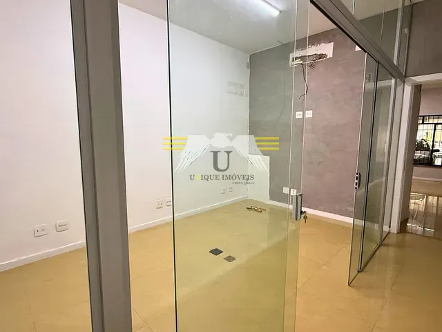 Casa com 180m², para alugar, no bairro Vila Gomes Cardim em São Paulo