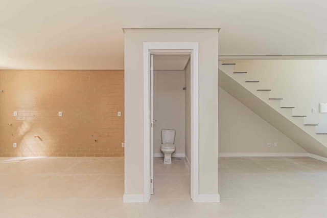 Casa com 135m² 3 quartos e 2 banheiros, à venda, no bairro Las Acácias em Pelotas