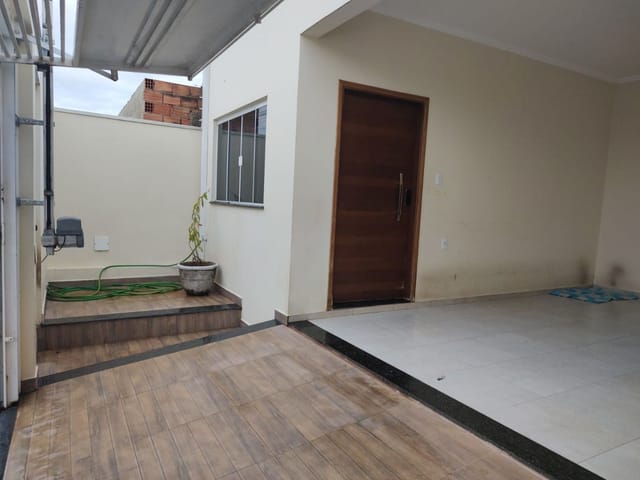 Casa com 200m² 2 quartos e 2 banheiros, à venda, no bairro Jardim Aurora em São João da Boa Vista