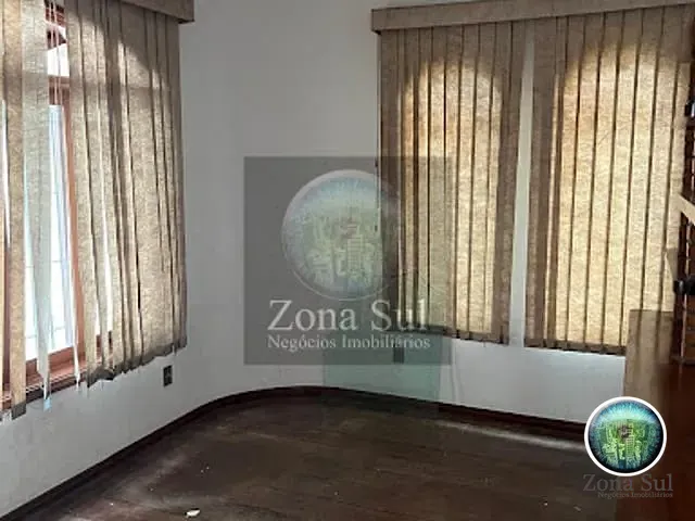Casa com 210m² 3 quartos e 2 banheiros, à venda, no bairro Parque Campolim em Sorocaba