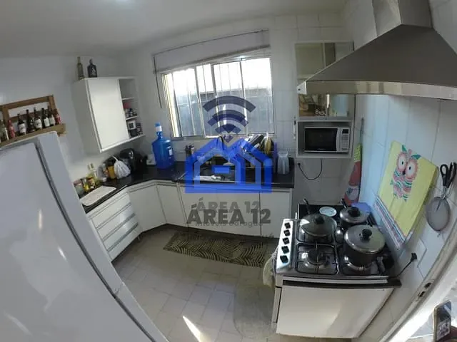 Casa com 500m² 2 quartos e 3 banheiros, à venda, no bairro Massaguaçu em Caraguatatuba