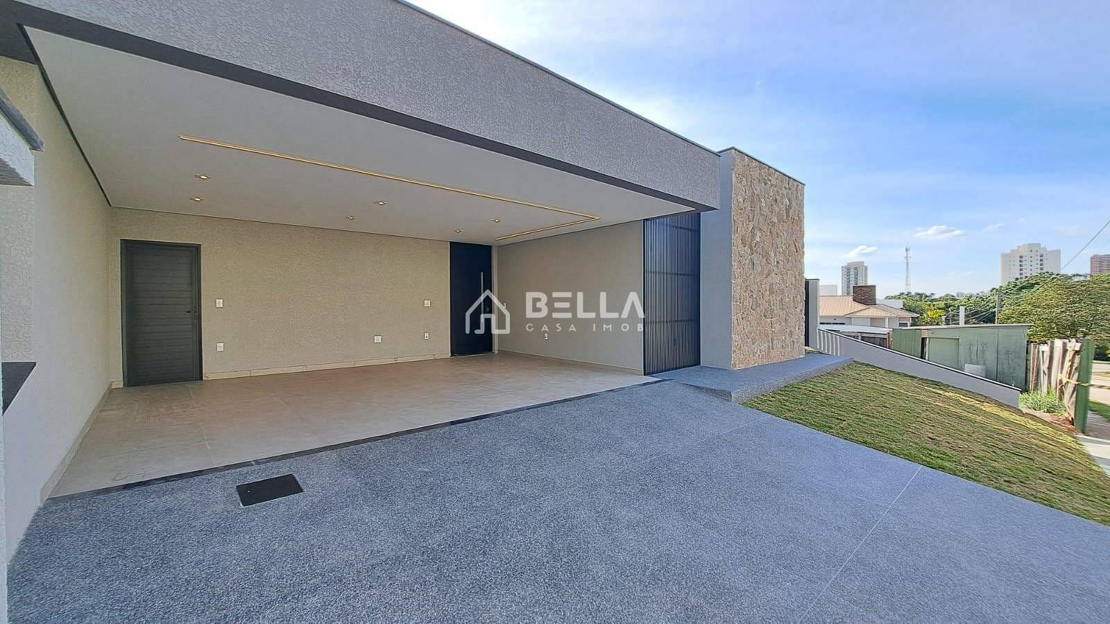 Casa à venda com 3 quartos, 220m² - Foto 3