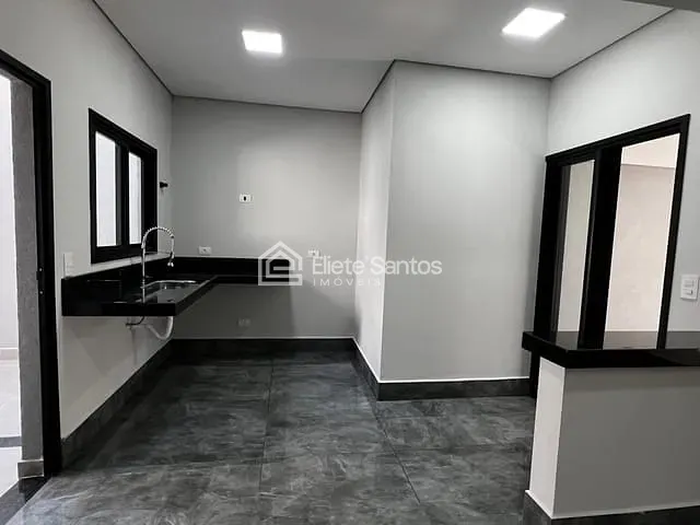 Casa com 163m² 3 quartos e 2 banheiros, à venda, no bairro Colina Werner Plaas em Americana