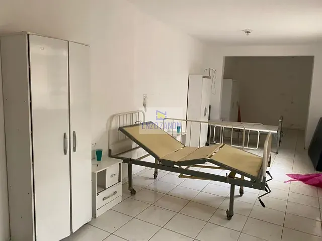 Casa com 360m² 9 quartos e 4 banheiros, para alugar, no bairro Centro em São Bernardo do Campo