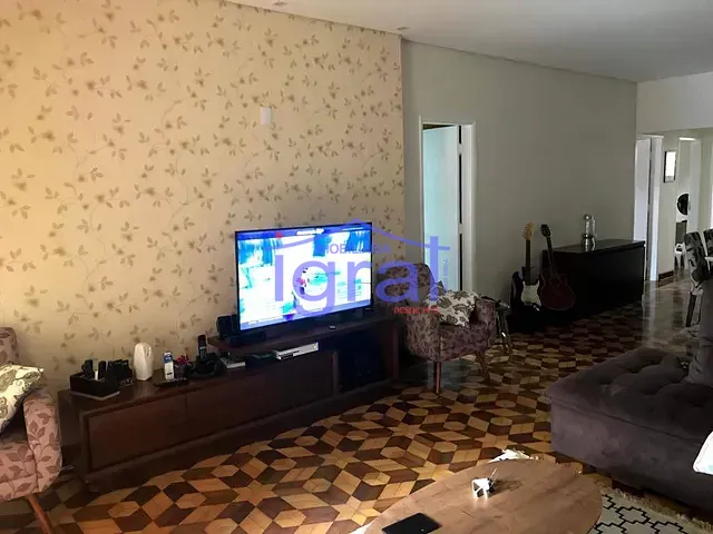 Casa com 383m² 3 quartos e 3 banheiros, à venda, no bairro Cidade Vargas em São Paulo