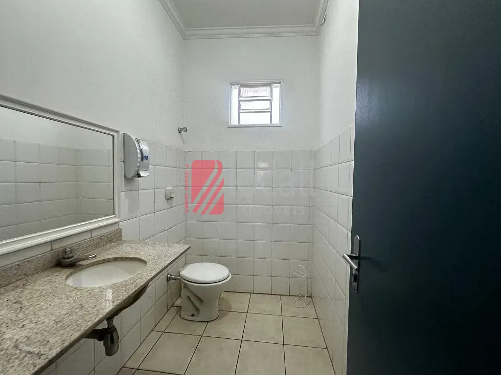 Casa com 1 quarto para aluguel, 1300m² — foto 36 de 75