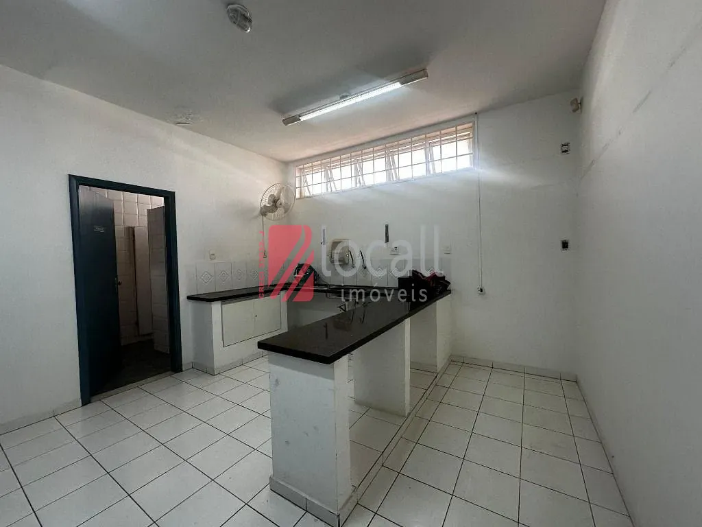 Casa com 1 quarto para aluguel, 1300m² — foto 42 de 75
