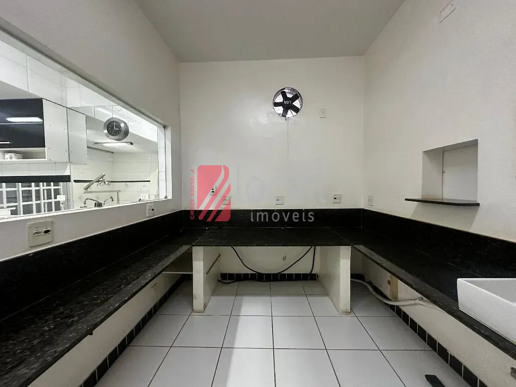 Casa com 1 quarto para aluguel, 1300m² — foto 22 de 75