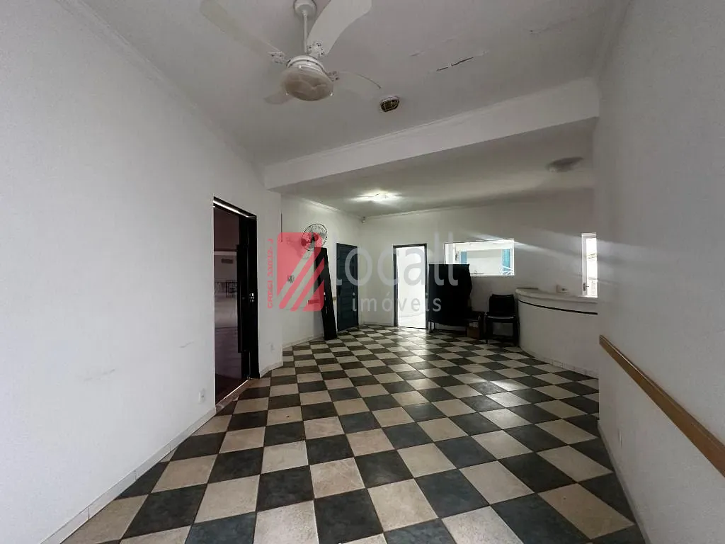 Casa com 1 quarto para aluguel, 1300m² — foto 27 de 75