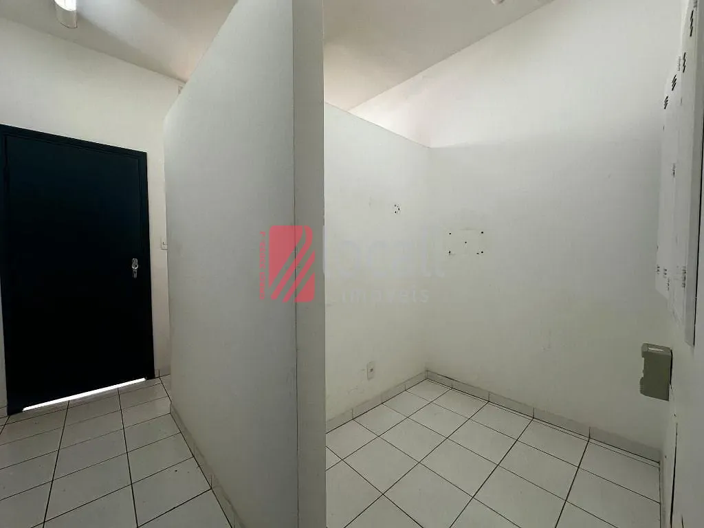 Casa com 1 quarto para aluguel, 1300m² — foto 39 de 75