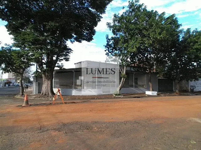 Casa com 430m² 2 quartos e 2 banheiros, à venda, no bairro Vila Mariana em Americana