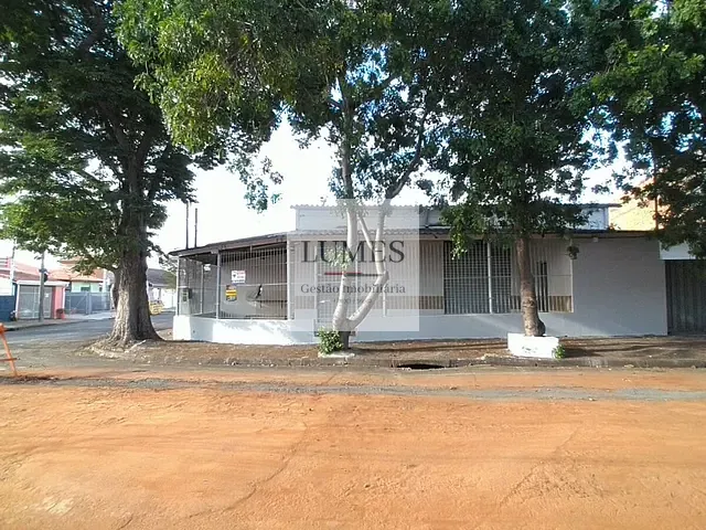 Casa com 430m² 2 quartos e 2 banheiros, à venda, no bairro Vila Mariana em Americana