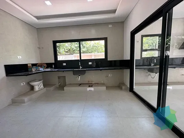 Casa com 820m² 4 quartos e 4 banheiros, à venda, no bairro Condomínio Campos de Santo Antônio em Itu