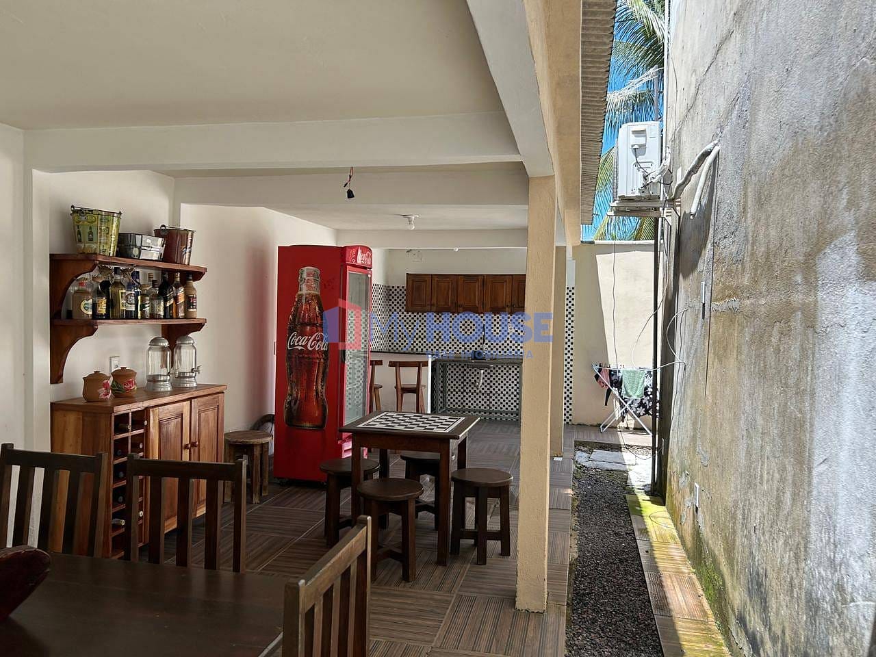 Casa à venda com 7 quartos, 400m² - Foto 17