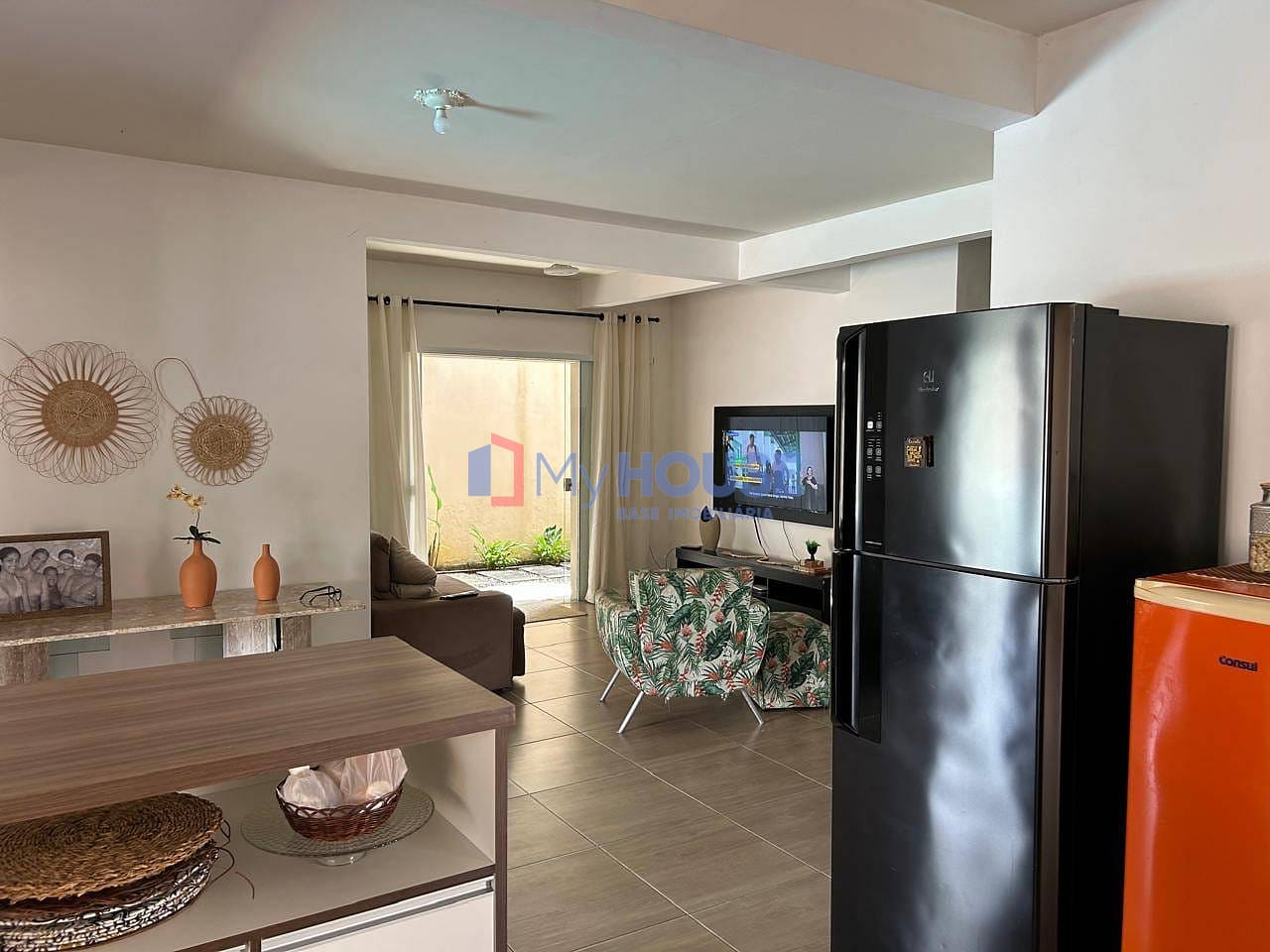Casa à venda com 7 quartos, 400m² - Foto 7