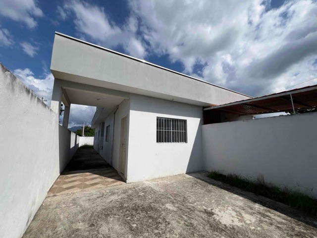 Foto do Casa - Casa à Venda 2 Dormitórios, 1 Suíte, 1 Vaga, 73m², Golfinhos, Caraguatatuba - SP | Necta Serviços Imobiliários Ltda