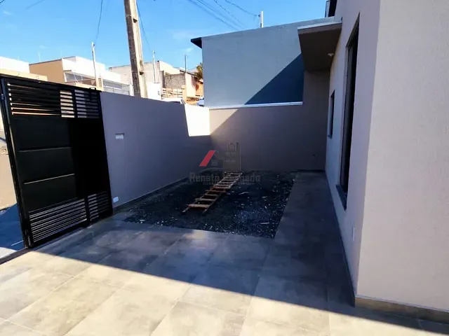 Casa com 151m² 3 quartos e 1 banheiro, à venda, no bairro Jardim Hermínio e Maria em Arapongas