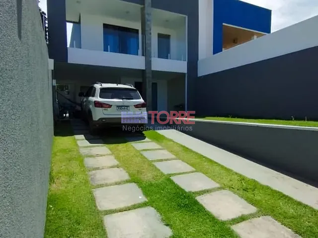 Casa 3 quartos e 3 banheiros, à venda, no bairro Nossa Senhora da Vitória em Ilhéus