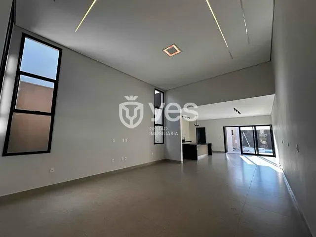 Casa com 360m² 3 quartos e 4 banheiros, à venda, no bairro Loteamento Residencial Condomínio Villágio II em Araxá